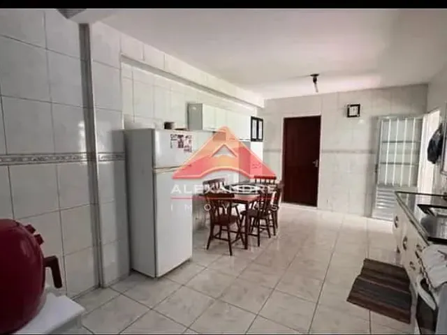 Casa com 184m² 4 quartos e 1 banheiro, à venda, no bairro Jardim das Flores em São José Dos Campos