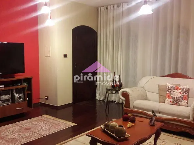 Casa com 196m² 3 quartos e 3 banheiros, à venda, no bairro Vera Cruz em Caçapava