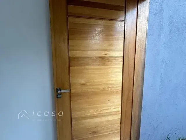 Casa com 200m² 3 quartos e 1 banheiro, à venda, no bairro Barranco em Taubaté