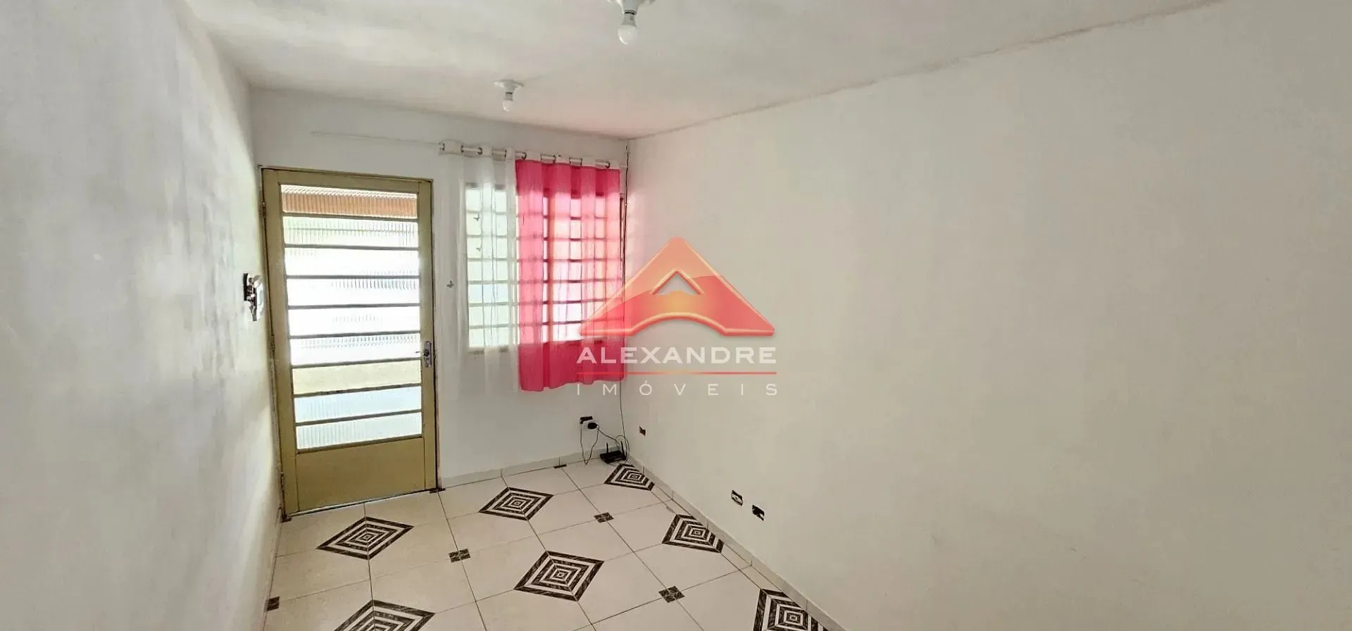 Casa, 2 quartos, 70 m² - Foto 1
