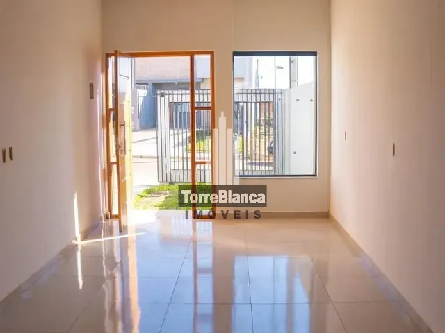 Casa com 68m² 3 quartos e 2 banheiros, para alugar, no bairro Cará-Cará em Ponta Grossa