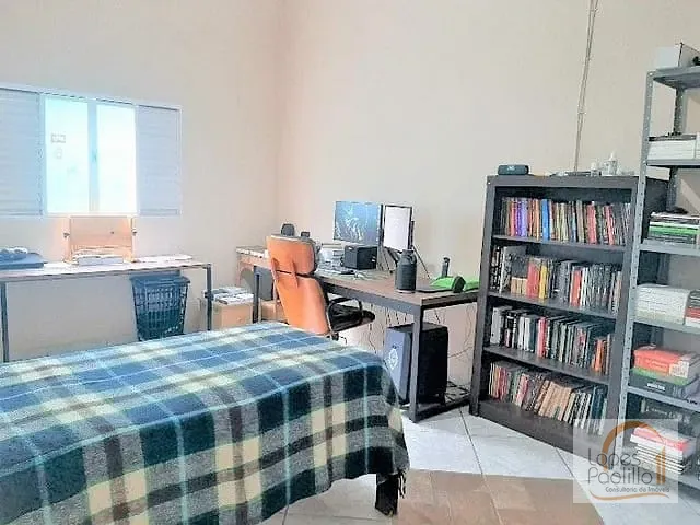 Casa com 313m² 3 quartos e 1 banheiro, à venda, no bairro Atibaia Jardim em Atibaia