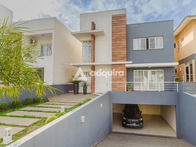 Casa 3 quartos e 4 banheiros, à venda, no bairro Oficinas em Ponta Grossa