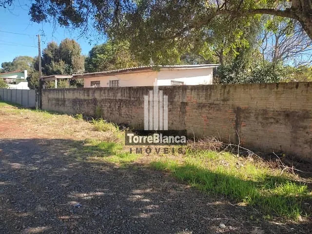 Casa com 442m² 2 quartos e 1 banheiro, à venda, no bairro Uvaranas em Ponta Grossa