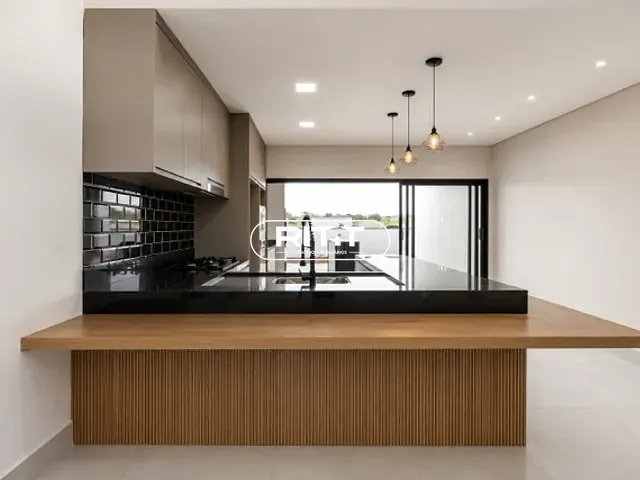 Casa com 360m² 3 quartos e 5 banheiros, à venda, no bairro Swiss Park em Campinas