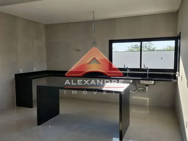 Casa com 536m² 4 quartos e 1 banheiro, à venda, no bairro Bairro do Grama em Caçapava