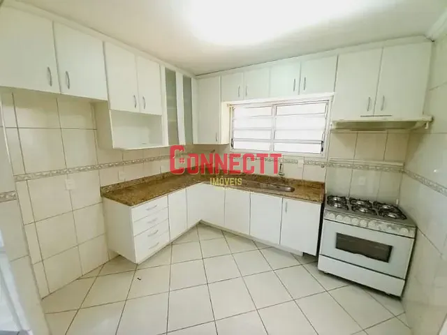 Casa com 168m² 2 quartos e 3 banheiros, à venda, no bairro Jardim Interlagos em Ribeirão Preto