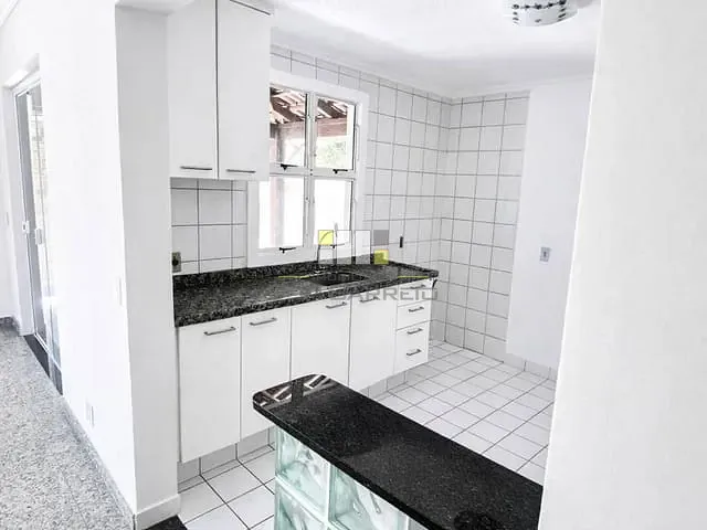 Casa 33 quartos e 3 banheiros, à venda, no bairro Parque Villa Flores em Sumaré