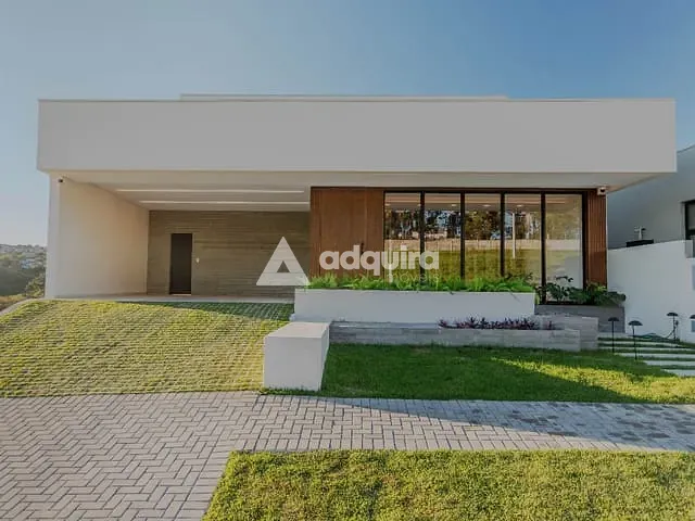 Casa com 285m² 3 quartos e 3 banheiros, à venda, no bairro Orfãs em Ponta Grossa