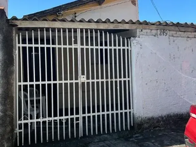 Casa com 150m² 1 quarto e 1 banheiro, à venda, no bairro Vila Resende em Caçapava
