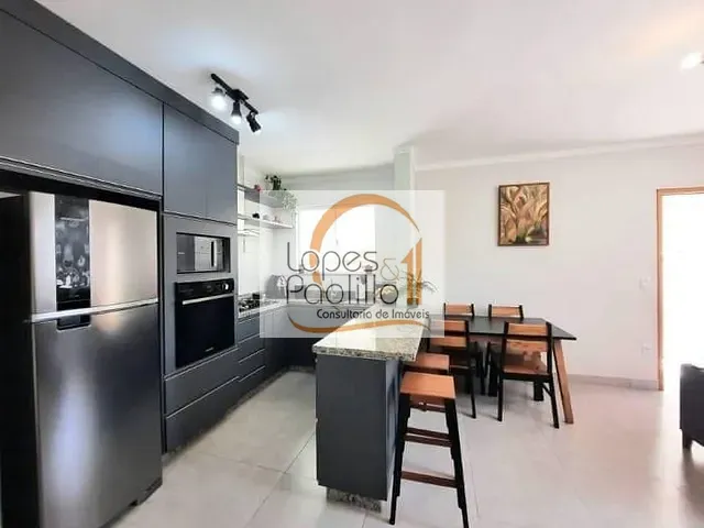 Casa com 150m² 3 quartos e 2 banheiros, à venda, no bairro Jardim Maristela em Atibaia