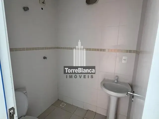 Casa 2 quartos e 1 banheiro, à venda, no bairro Piriquitos em Ponta Grossa
