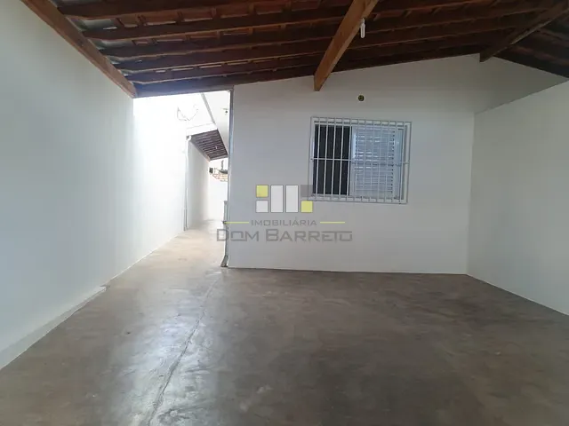 Casa 2 quartos e 1 banheiro, para alugar, no bairro Parque João de Vasconcelos em Sumaré