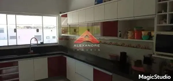 Casa, 3 quartos, 200 m² - Foto 3