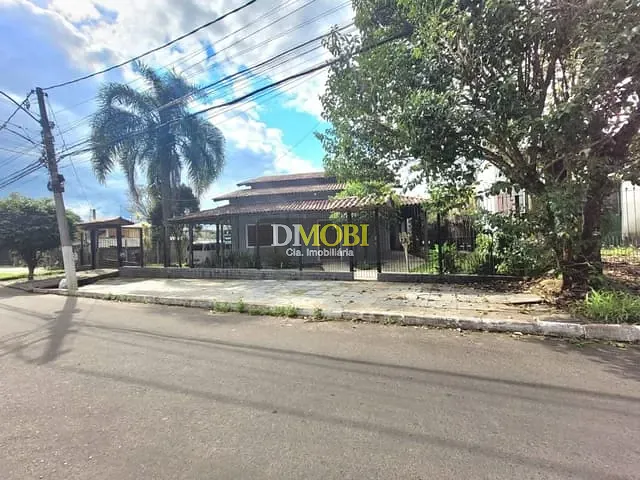 Casa com 660m² 4 quartos e 3 banheiros, à venda, no bairro Natal em Gravataí