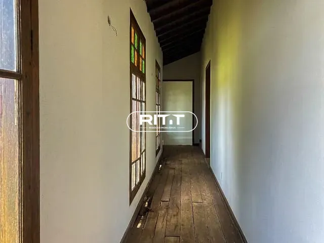 Casa com 511m² 2 quartos e 3 banheiros, à venda, no bairro Loteamento Caminhos de São Conrado (Sousas) em Campinas