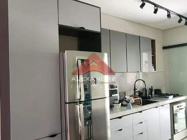 Casa com 150m² 2 quartos e 2 banheiros, à venda, no bairro Vila Industrial em São José dos Campos