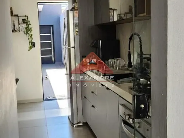 Casa com 150m² 2 quartos e 2 banheiros, à venda, no bairro Vila Industrial em São José dos Campos