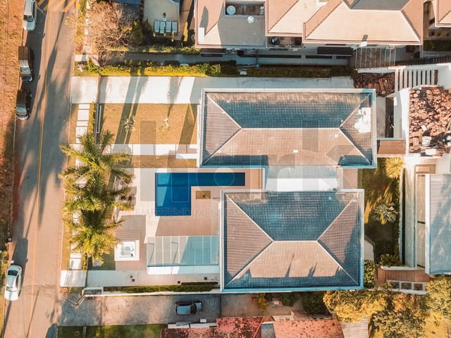 Casa 5 quartos e 7 banheiros, à venda ou para alugar, no bairro Residencial Tamboré em Barueri