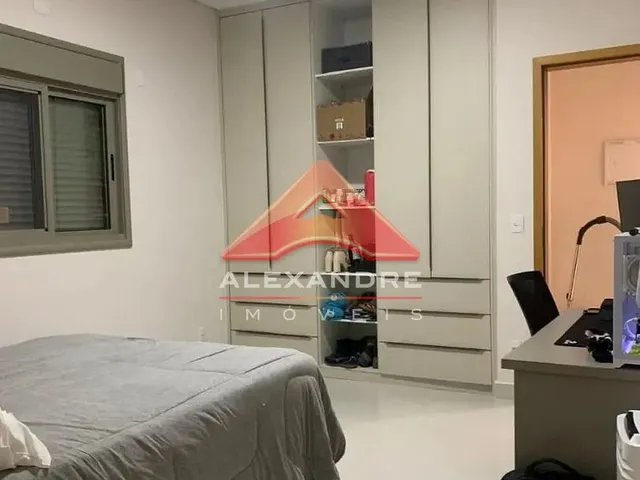 Casa com 250m² 3 quartos e 1 banheiro, à venda, no bairro Jardim das Flores em São José Dos Campos