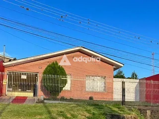 Casa 3 quartos e 2 banheiros, à venda, no bairro Ronda em Ponta Grossa
