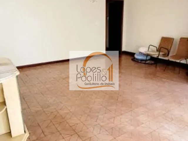 Casa com 600m² 3 quartos e 2 banheiros, à venda, no bairro Centro em Atibaia