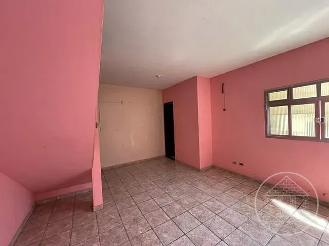 Casa com 250m² 7 quartos e 7 banheiros, à venda, no bairro Jardim Santa Fé (Zona Sul) em São Paulo