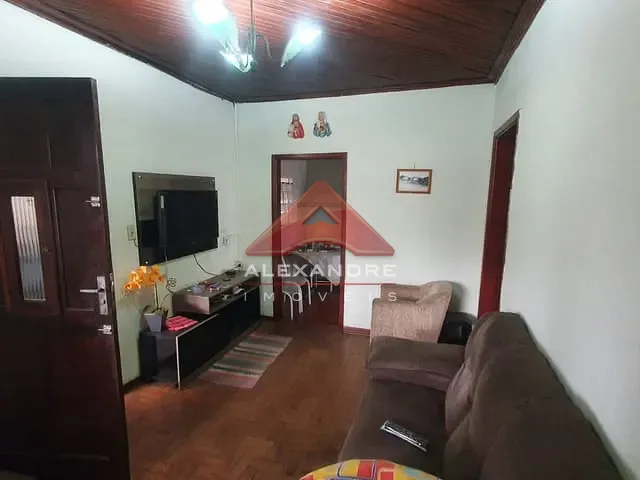 Casa com 275m² 2 quartos e 1 banheiro, à venda, no bairro Jardim Augusta em São José dos Campos
