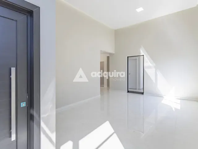 Casa com 261m² 3 quartos e 3 banheiros, à venda, no bairro Contorno em Ponta Grossa