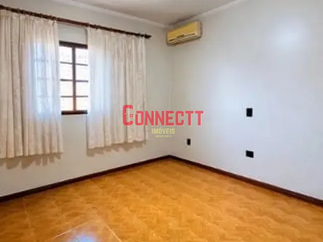 Casa com 170m² 3 quartos e 4 banheiros, à venda, no bairro Vila Mariana em Ribeirão Preto