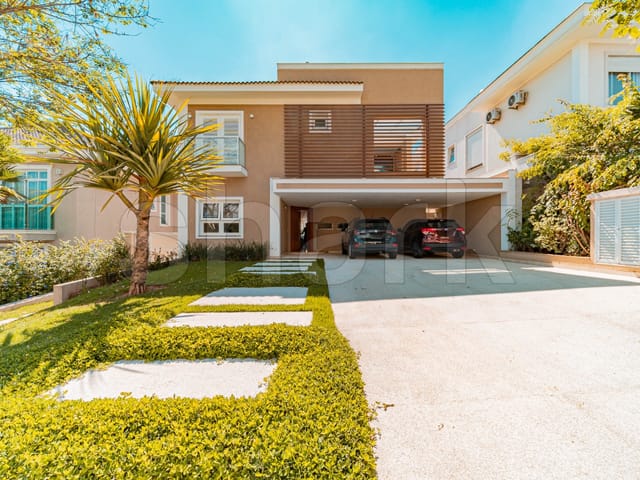 Casa com 560m² 4 quartos e 6 banheiros, à venda, no bairro Alphaville em Santana de Parnaíba