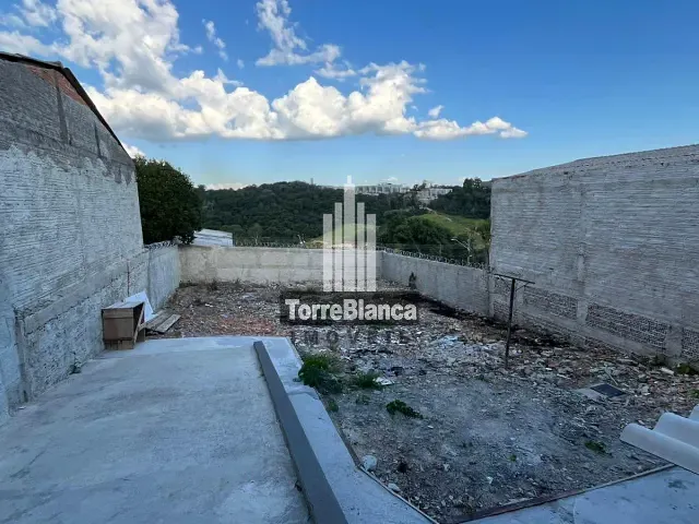 Casa 6 quartos e 6 banheiros, à venda, no bairro Uvaranas em Ponta Grossa