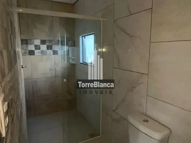 Casa 6 quartos e 6 banheiros, à venda, no bairro Uvaranas em Ponta Grossa