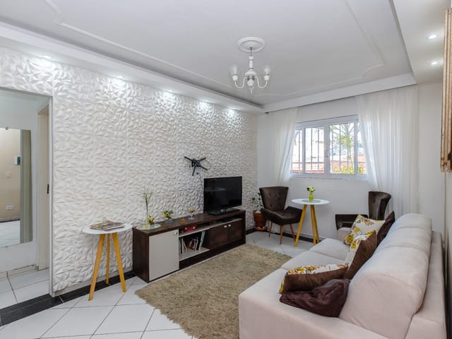 Casa com 250m² 3 quartos e 2 banheiros, à venda, no bairro Jardim das Imbuias em São Paulo