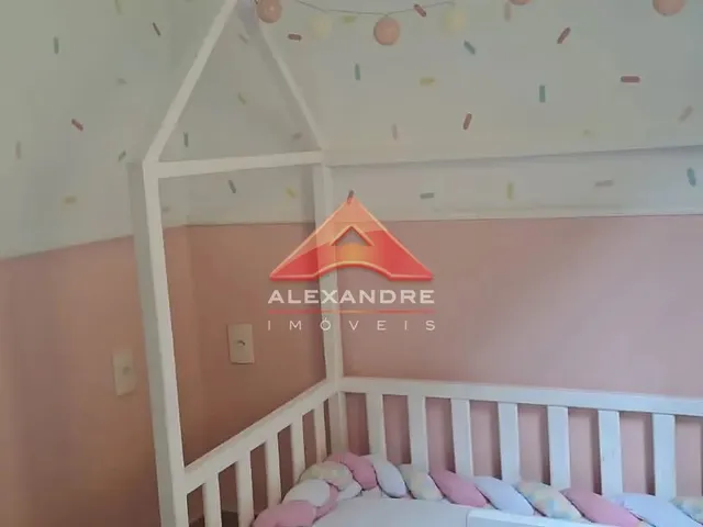Casa com 125m² 3 quartos e 1 banheiro, à venda, no bairro Jardim Itapoã em São José Dos Campos