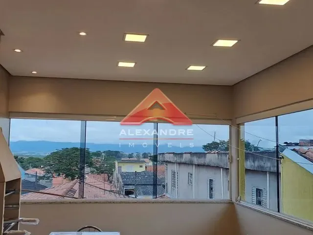 Casa com 125m² 3 quartos e 1 banheiro, à venda, no bairro Jardim Itapoã em São José Dos Campos