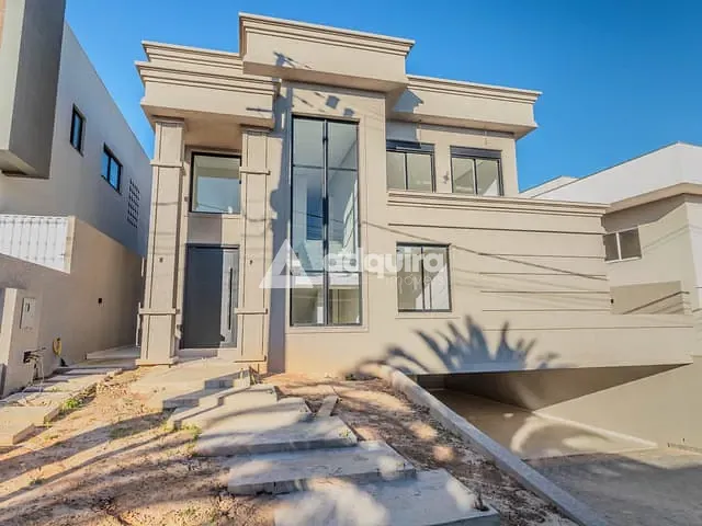 Casa com 403m² 4 quartos e 6 banheiros, à venda, no bairro Estrela em Ponta Grossa