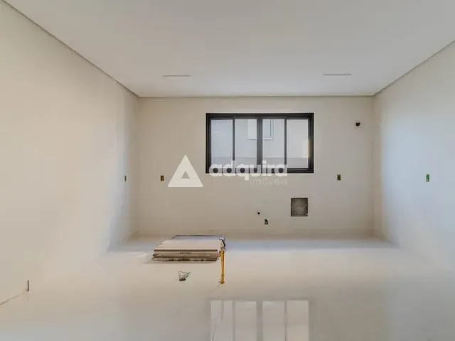 Casa com 403m² 4 quartos e 6 banheiros, à venda, no bairro Estrela em Ponta Grossa