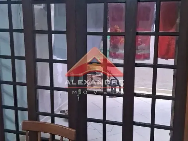 Casa com 100m² 3 quartos e 1 banheiro, à venda, no bairro Parque dos Ipês em São José Dos Campos
