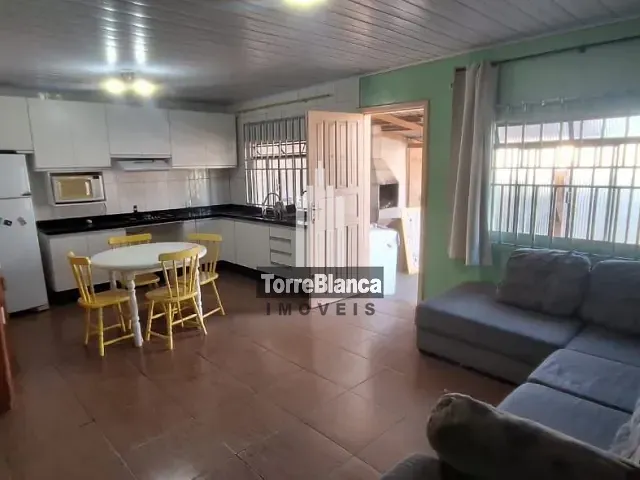Casa 2 quartos e 1 banheiro, para alugar, no bairro Uvaranas em Ponta Grossa