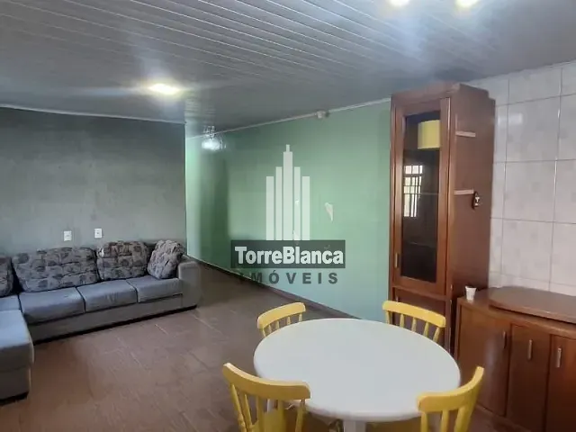 Casa 2 quartos e 1 banheiro, para alugar, no bairro Uvaranas em Ponta Grossa