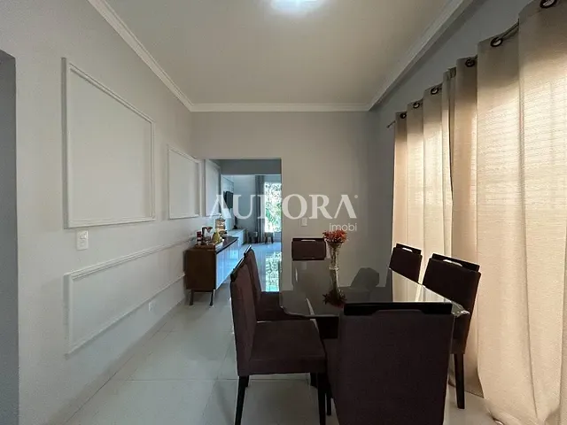 Casa com 262m² 3 quartos e 3 banheiros, à venda, no bairro Parque Taua em Londrina