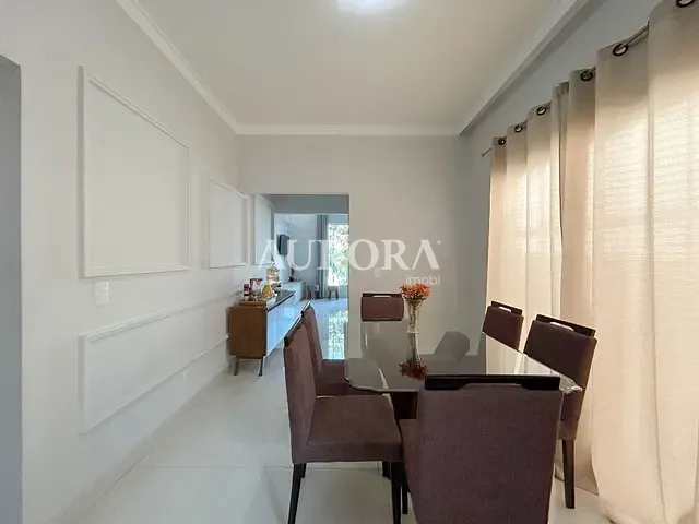 Casa com 262m² 3 quartos e 3 banheiros, à venda, no bairro Parque Taua em Londrina
