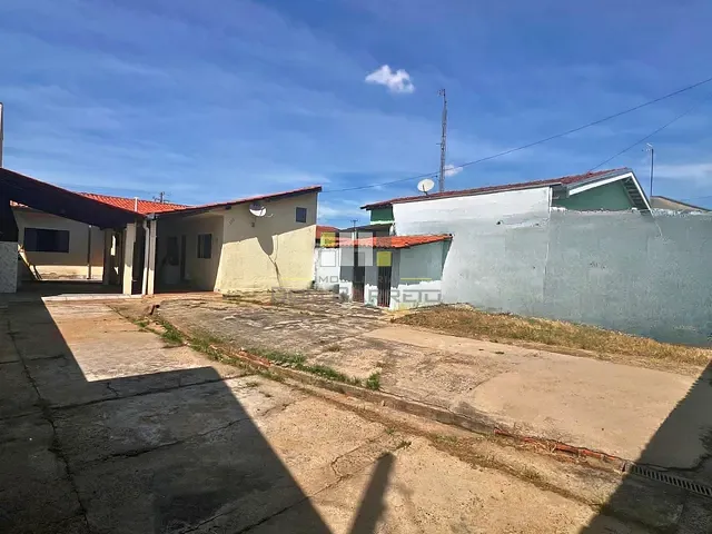 Casa com 250m² 2 quartos e 1 banheiro, à venda, no bairro Jardim Primavera em Sumaré