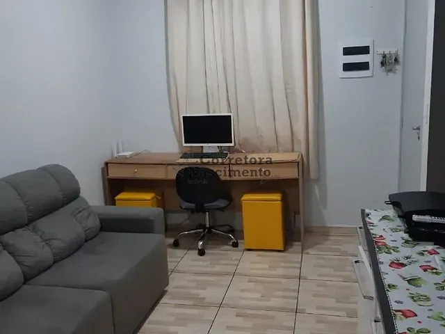 Casa com 153m² 2 quartos e 3 banheiros, à venda, no bairro Jardim Colônia em Jacareí