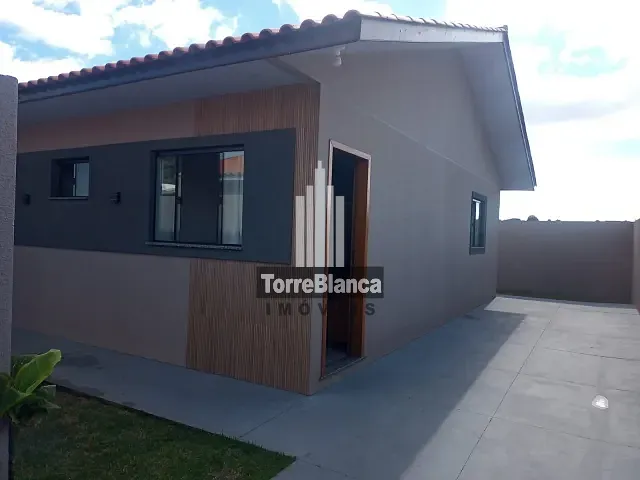 Casa 3 quartos e 1 banheiro, à venda, no bairro Cará-cará em Ponta Grossa