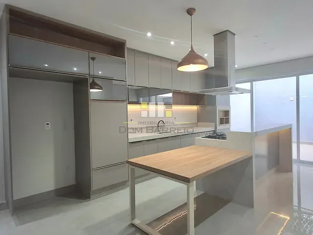 Casa com 263m² 3 quartos e 4 banheiros, à venda, no bairro Residencial Portal do Lago em Sumaré