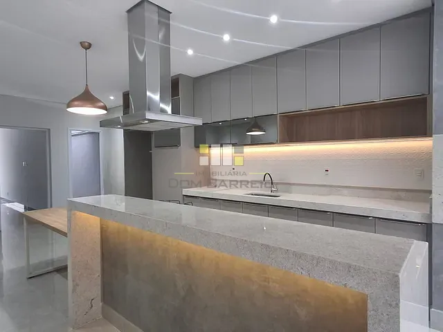 Casa com 263m² 3 quartos e 4 banheiros, à venda, no bairro Residencial Portal do Lago em Sumaré