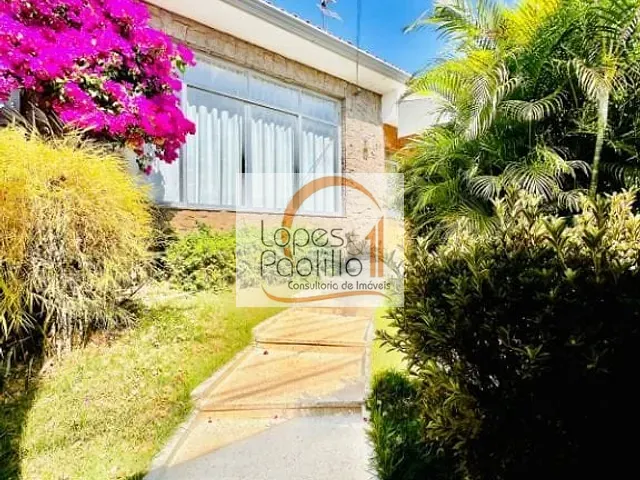 Casa com 270m² 3 quartos e 1 banheiro, para alugar, no bairro Centro em Atibaia