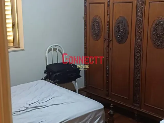 Casa 4 quartos e 2 banheiros, à venda, no bairro Ipiranga em Ribeirão Preto